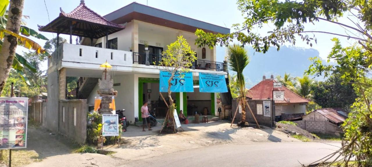Giri Swari Homestay Sidemen  Exterior photo